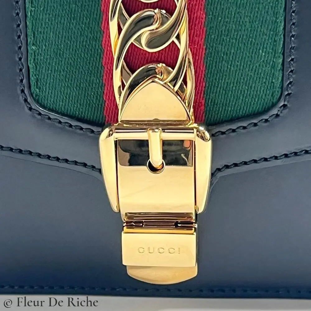 $1490 Gucci Sylvie Black Leather Web Logo Belt Bag / Clutch 476811 - Picture 3 of 7